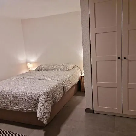 For 3,peaceful And Cosy Πόρετς